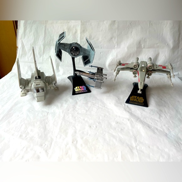 3 1995 Star Wars Micro Machines Action Fleet w/ Pilots - Picture 1 of 5